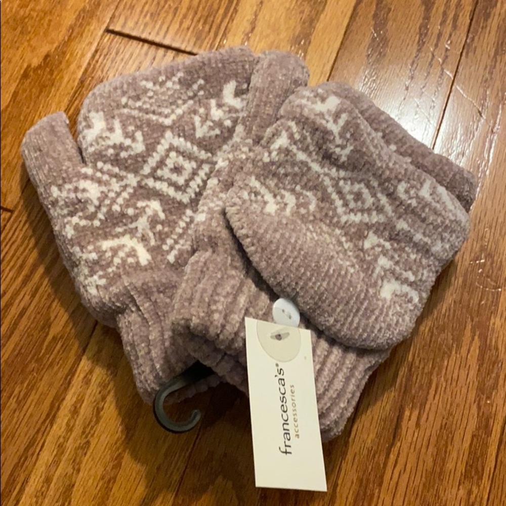 Mittens Brans New From Francesca’s